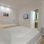 Hotel Juna