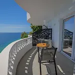 Juna Sarandë
