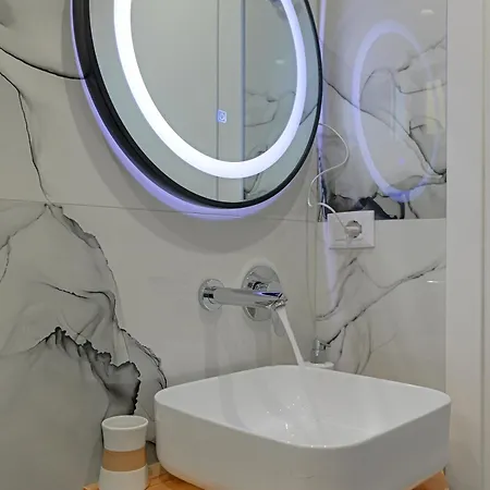 Juna 4* Sarandë