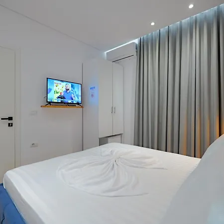 Juna Hotel Sarandë