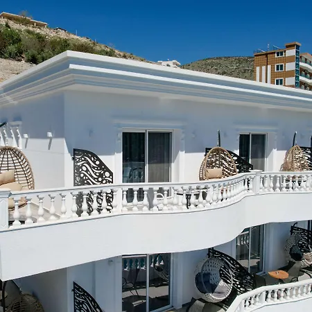 Otel Juna