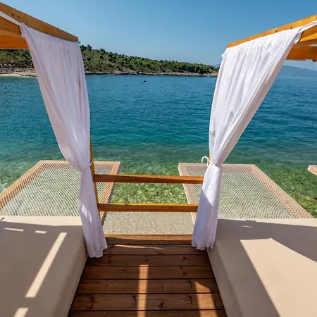 Juna 4* Sarandë