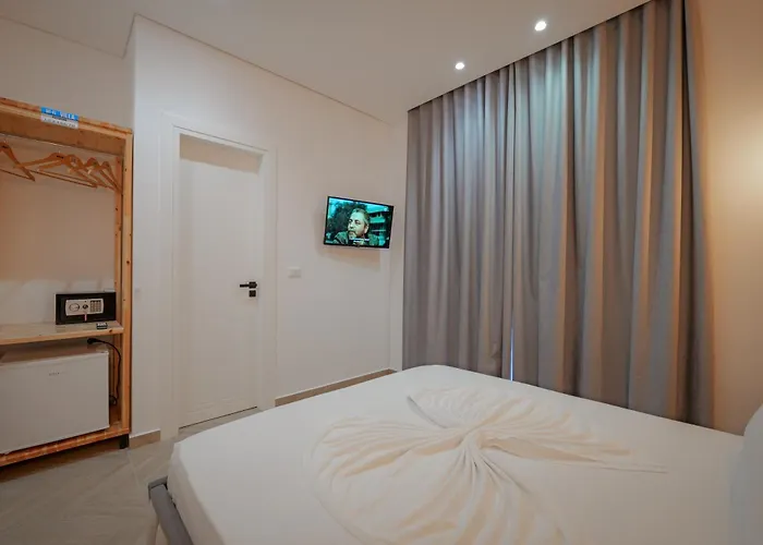 Juna 4* Sarandë