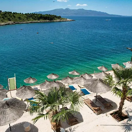 Juna - Private Hotel