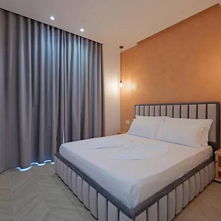 Hotel Juna - Private Sarandë