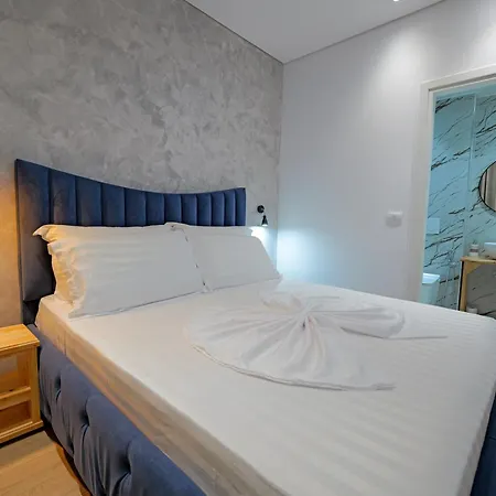 Juna - Private Hotel Sarandë
