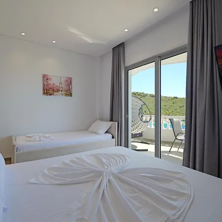 Juna - Private Hotel Sarandë