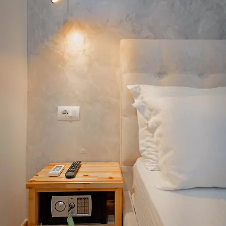Juna 4* Sarandë