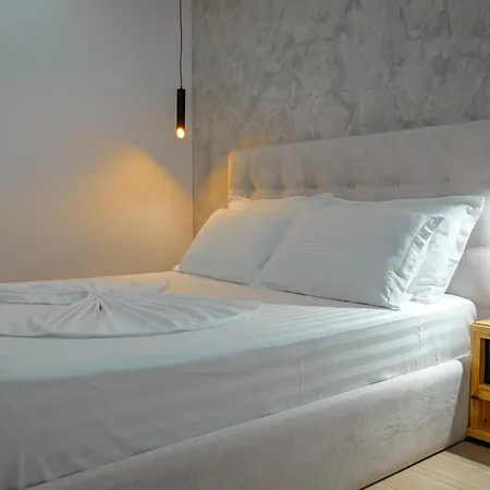 Hotel Juna - Private