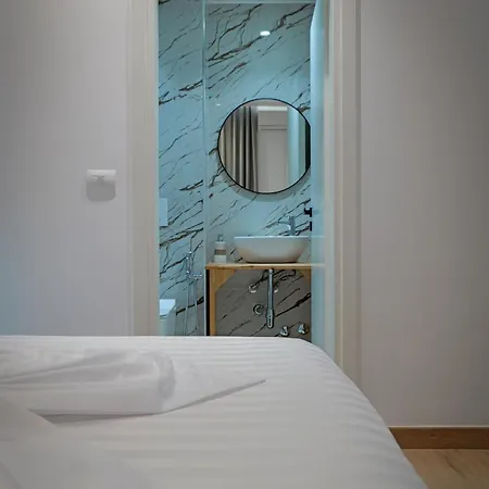 Hotel Juna - Private Sarandë